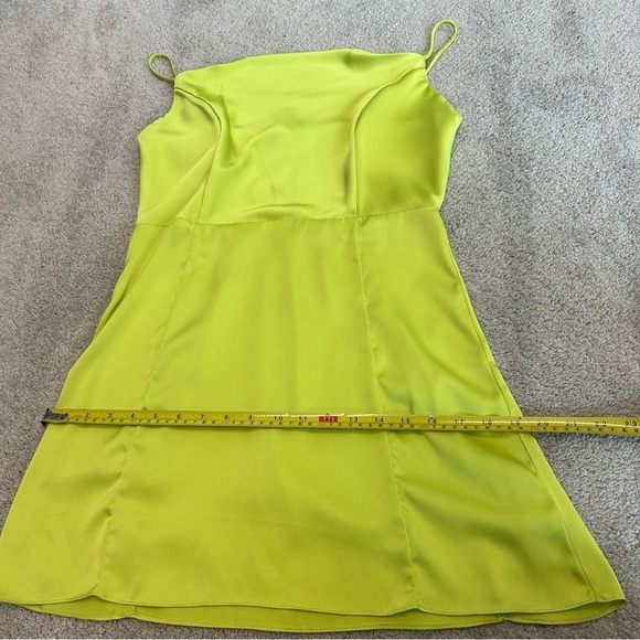 Femme by design lime green satin spaghetti strap mini dress Sz M NWT - Picture 12 of 13